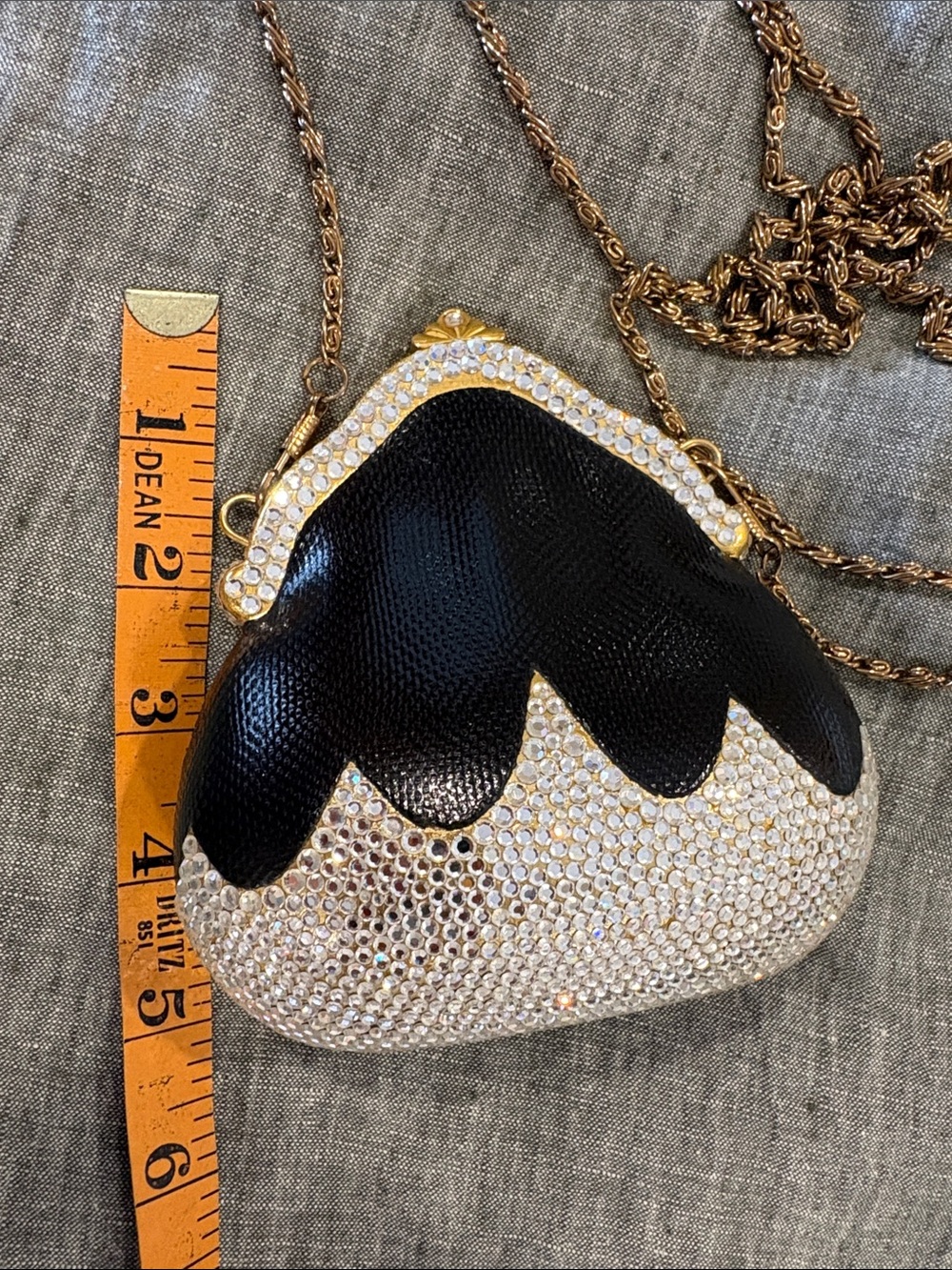 Vintage Rhinestone Hard Case Evening Bag Black Silver Cocktail Clutch Crossbody - Picture 8 of 8